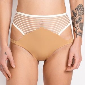 Mila Krasna Mia Bottom Nude